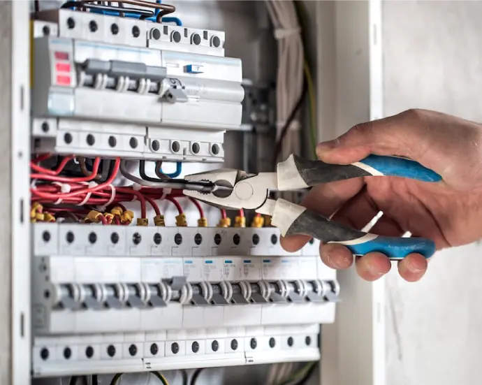 commercial electrician service